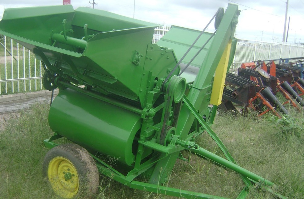 Maquina verde para desgranar