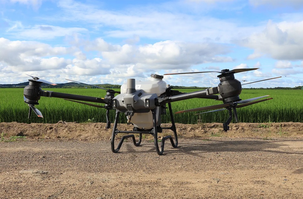 Tecnología agricola marca DJI en el campo